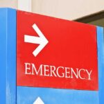Emergency sign with an arrow pointing right