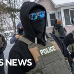 Forced Entry Without Warrants – ICE Agents NEW Tactic Forced Entry Without Warrants - ICE Agents NEW Tactic